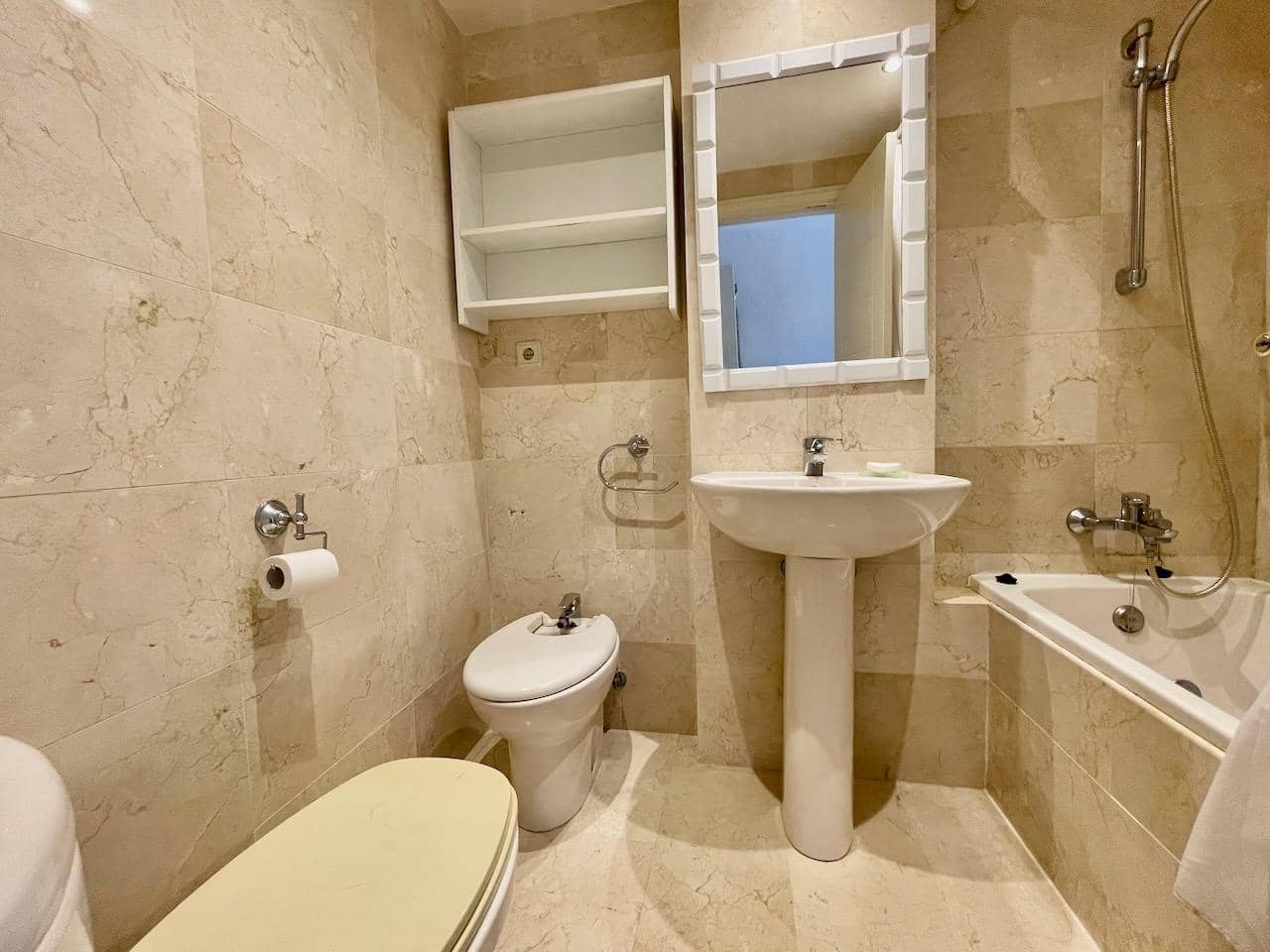 2 bedroom Apartment for sale in Albir with pool garage - € 425,000 (Ref: 9500715)