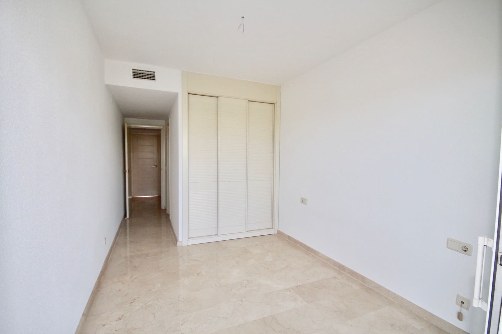 2 bedroom Apartment for sale in Albir with pool garage - € 425,000 (Ref: 9500715)