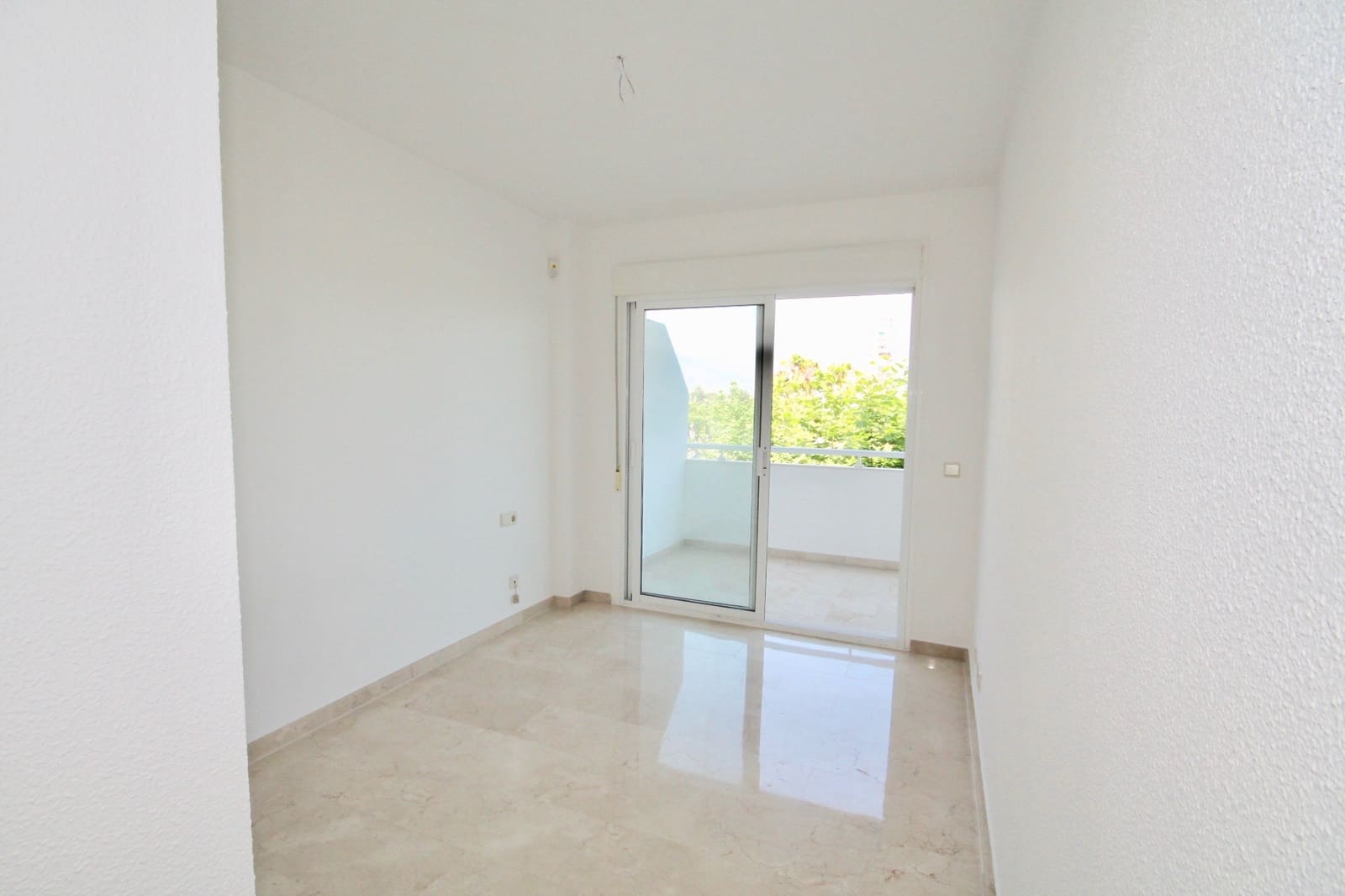 2 bedroom Apartment for sale in Albir with pool garage - € 425,000 (Ref: 9500715)