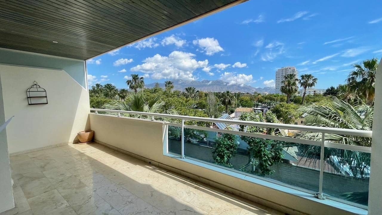 2 bedroom Apartment for sale in Albir with pool garage - € 365,000 (Ref: 9500715)