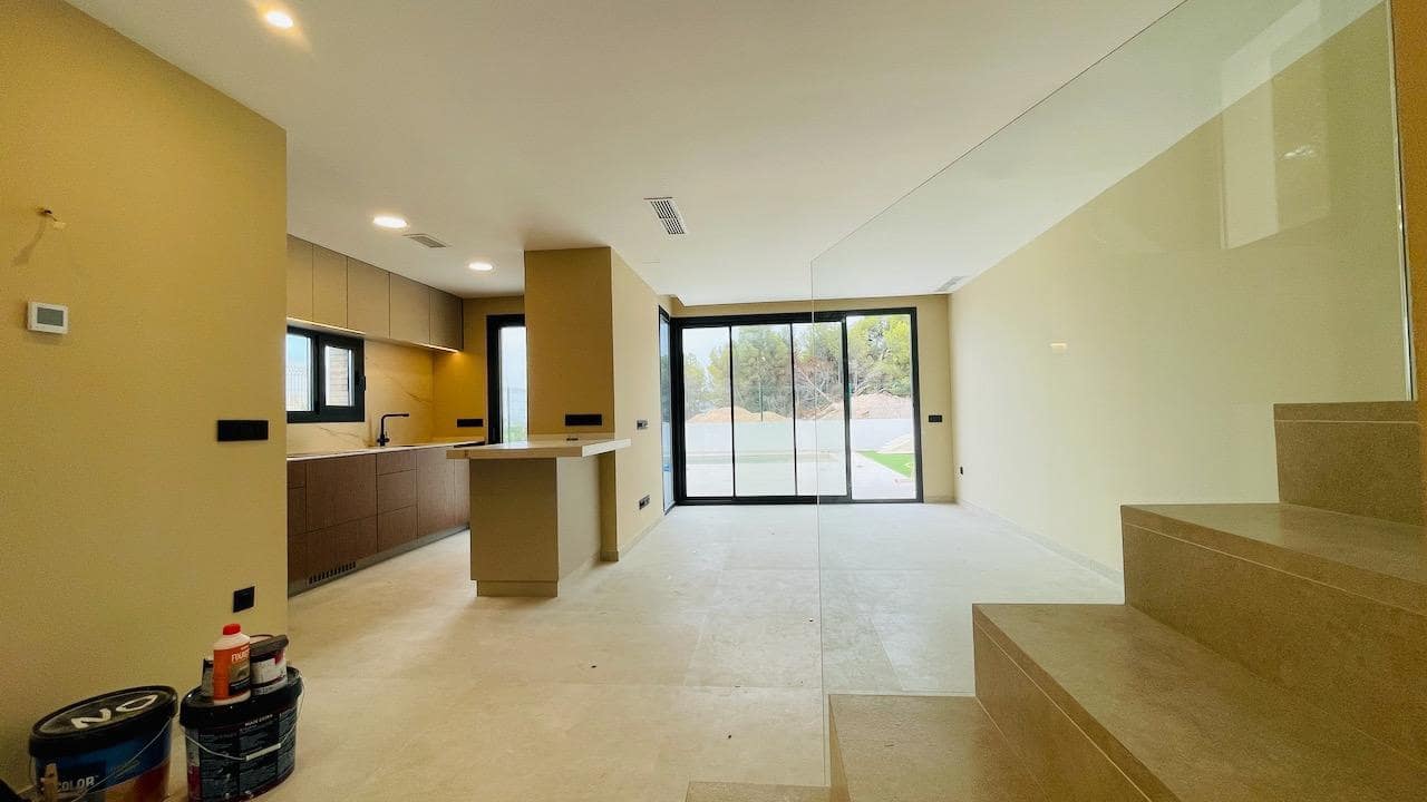 3 bedroom Villa for sale in Finestrat with pool garage - € 750,000 (Ref: 9500718)