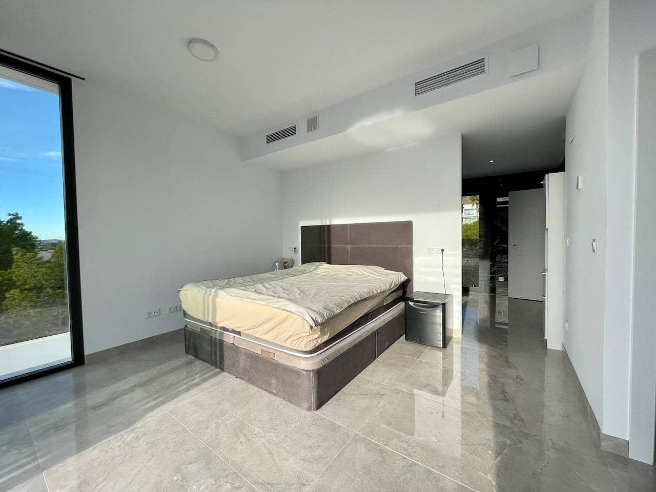 3 soverom Villa til salgs i Finestrat med svømmebasseng garasje - € 1 900 000 (Ref: 9500719)