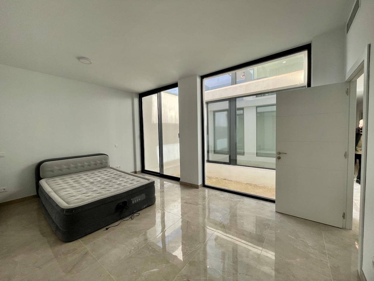 3 soverom Villa til salgs i Finestrat med svømmebasseng garasje - € 1 900 000 (Ref: 9500719)