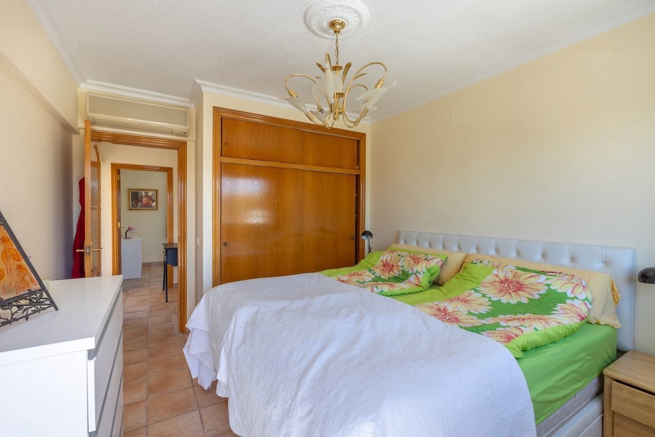 3 sypialnia Willa na sprzedaż w La Nucia z basenem garażem - 320 000 € (Ref: 9500721)