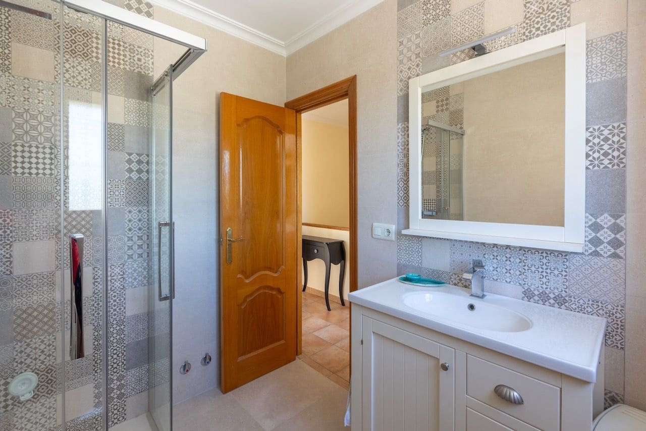 3 sypialnia Willa na sprzedaż w La Nucia z basenem garażem - 320 000 € (Ref: 9500721)