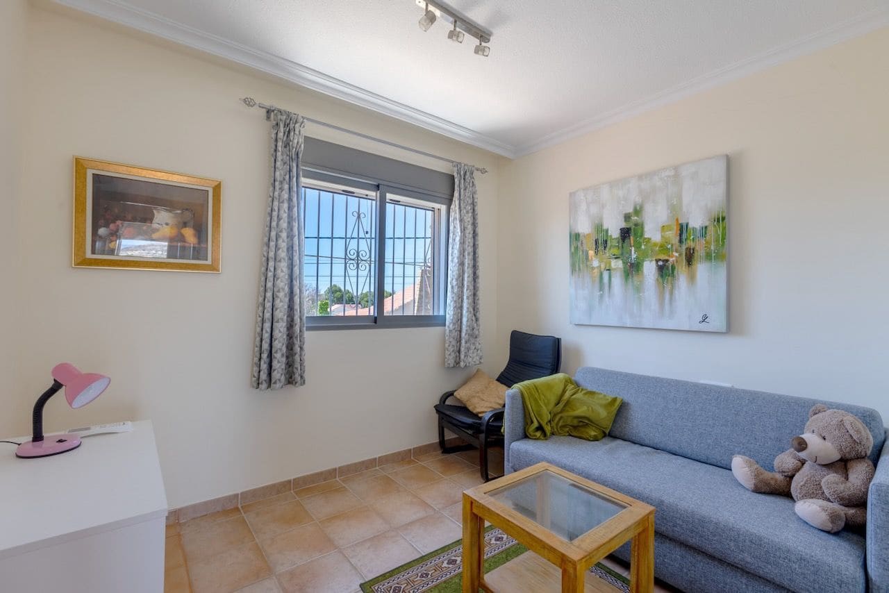 3 sypialnia Willa na sprzedaż w La Nucia z basenem garażem - 320 000 € (Ref: 9500721)