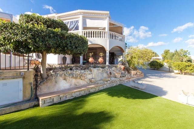 5 soverom Villa til salgs i Coloma  , La Nucia med svømmebasseng garasje - € 875 000 (Ref: 9567843)