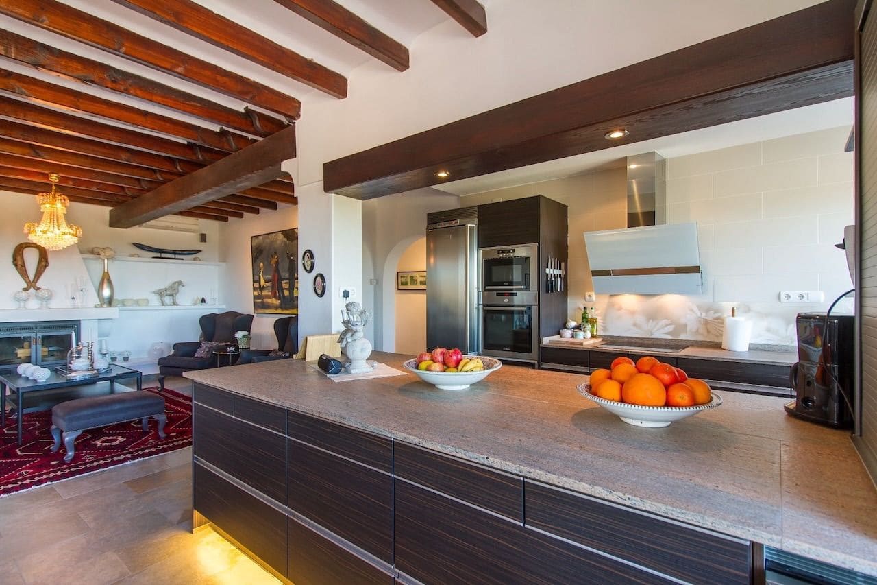 5 soverom Villa til salgs i La Nucia med svømmebasseng garasje - € 875 000 (Ref: 9567843)