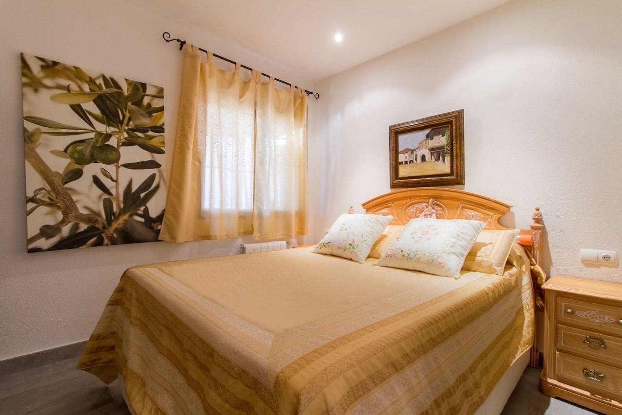 5 soverom Villa til salgs i La Nucia med svømmebasseng garasje - € 875 000 (Ref: 9567843)