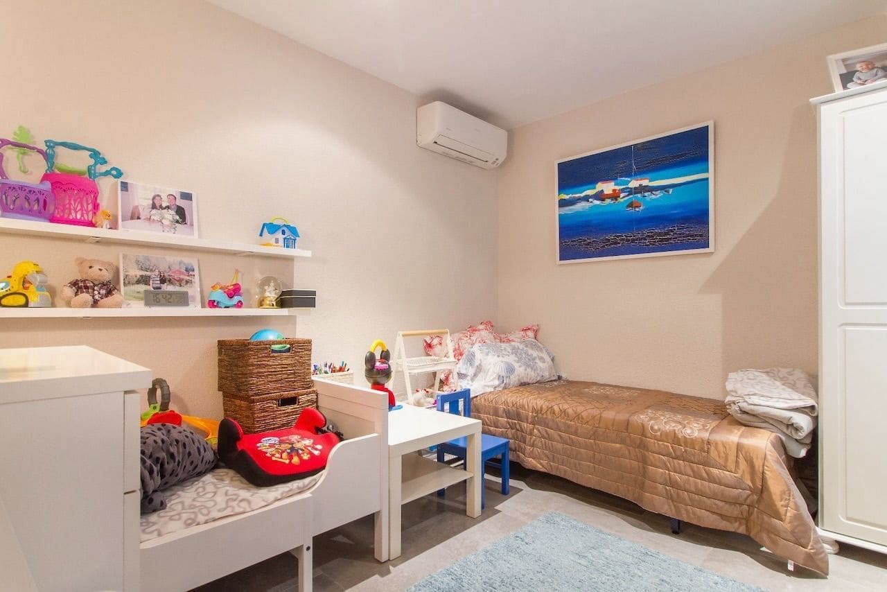 5 soverom Villa til salgs i La Nucia med svømmebasseng garasje - € 875 000 (Ref: 9567843)