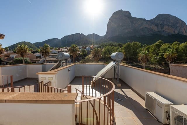 4 sypialnia Dom blizniak na sprzedaż w Polop z basenem - 340 000 € (Ref: 9567848)