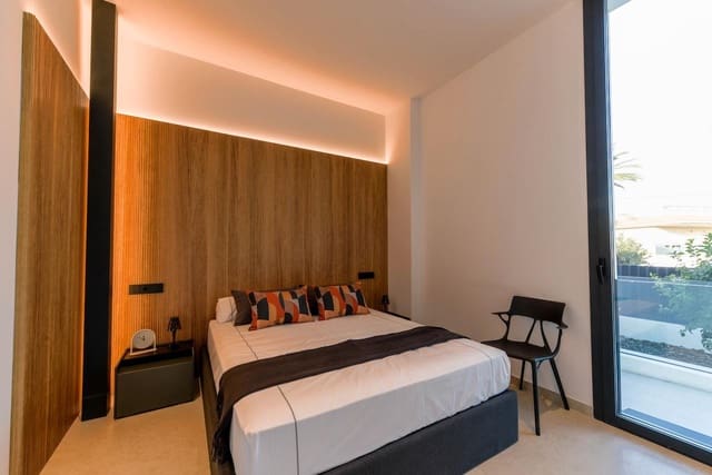 4 makuuhuone Huvila myytävänä paikassa Albir, Alfaz del Pi / L'Alfàs del Pi mukana uima-altaan 
autotalli - 3 950 000 € (Ref: 9567850)