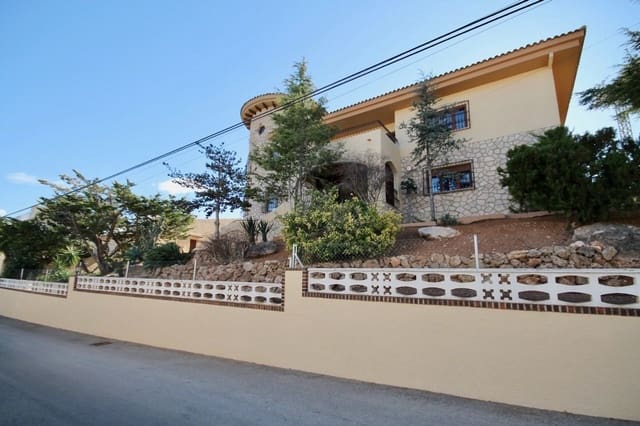6 slaapkamer Villa te koop in Barranco Hondo - Varadero  , La Nucia met zwembad garage - € 975.000 (Ref: 9567851)
