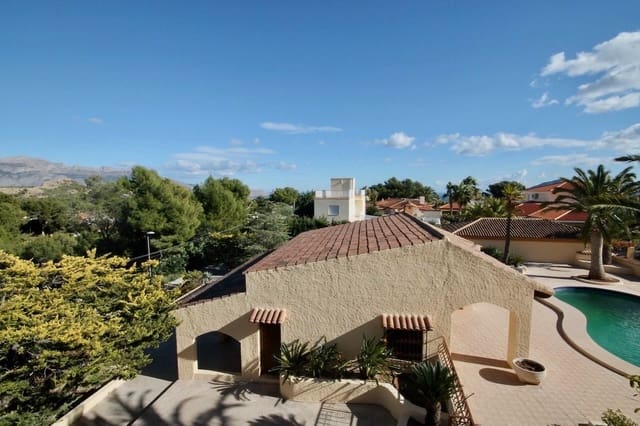 6 slaapkamer Villa te koop in Barranco Hondo - Varadero  , La Nucia met zwembad garage - € 975.000 (Ref: 9567851)