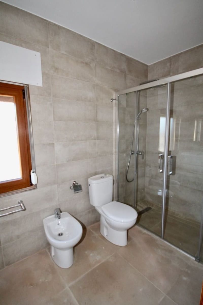 6 soverom Villa til salgs i La Nucia med svømmebasseng garasje - € 975 000 (Ref: 9567851)