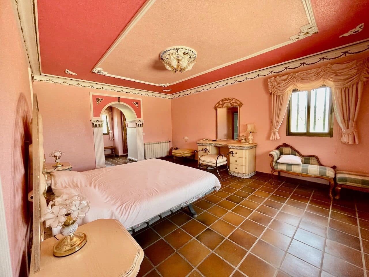 11 sypialnia Willa na sprzedaż w La Nucia z basenem garażem - 1 950 000 € (Ref: 9567853)