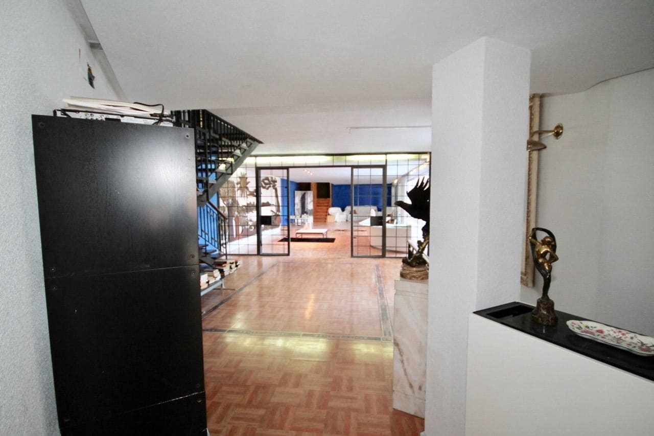 13 sypialnia Willa na sprzedaż w Benidorm z basenem garażem - 1 980 000 € (Ref: 9567854)