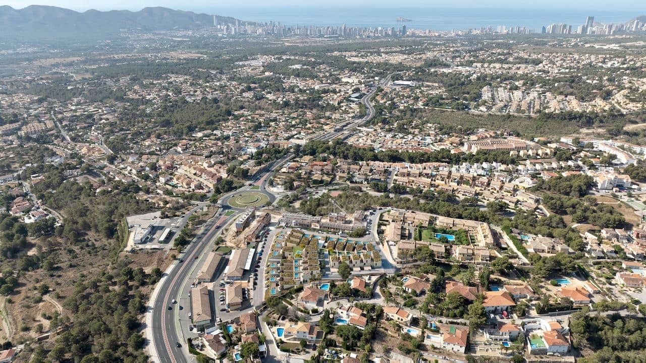 3 Zimmer Villa zu verkaufen in La Nucia mit Pool Garage - 680.709 € (Ref: 9573668)