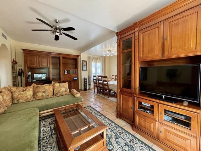 3 soverom Villa til salgs i Finestrat med svømmebasseng - € 699 000 (Ref: 9677470)