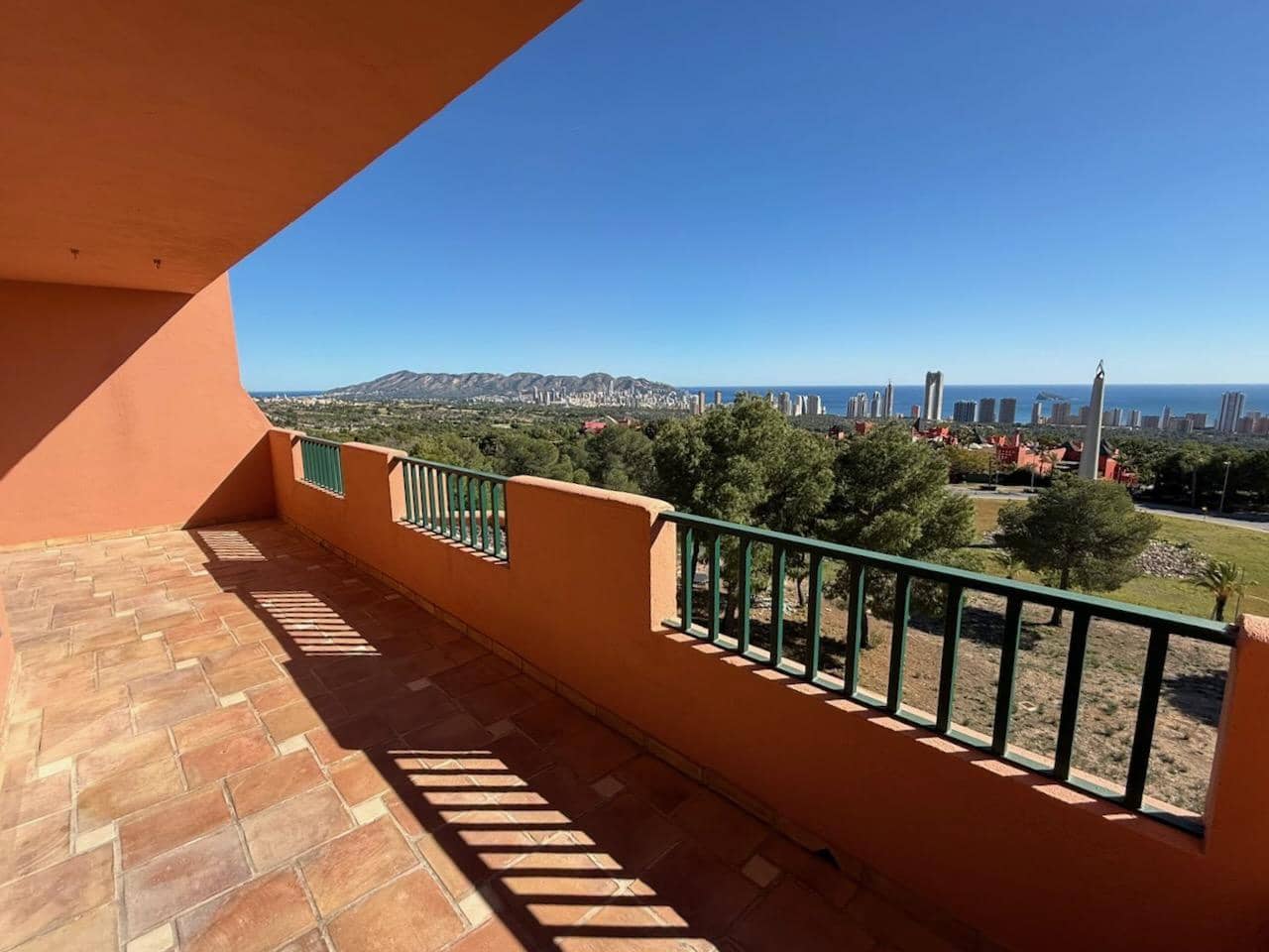 1 soverom Leilighet til salgs i Finestrat med svømmebasseng garasje - € 315 000 (Ref: 9772511)