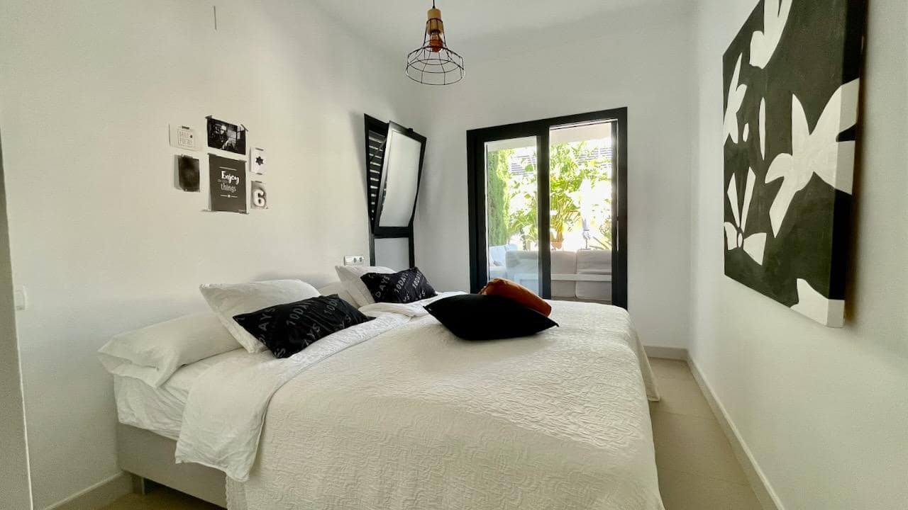 3 bedroom Villa for sale in Albir with pool - € 795,000 (Ref: 9810904)