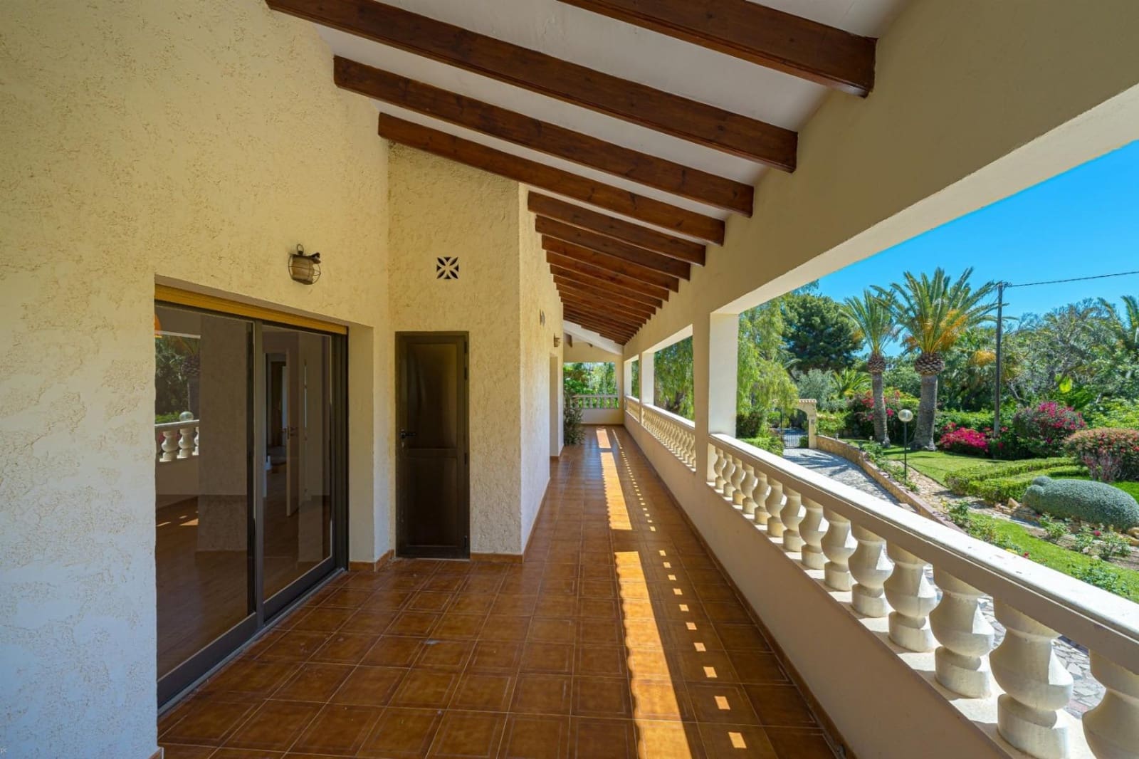 7 soveværelse Finca/Landehus til salg i Alfaz del Pi / L'Alfas del Pi med swimmingpool garage - € 1.049.900 (Ref: 9834993)