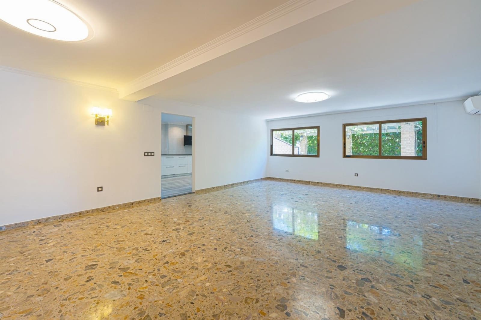 7 soveværelse Finca/Landehus til salg i Alfaz del Pi / L'Alfas del Pi med swimmingpool garage - € 1.049.900 (Ref: 9834993)