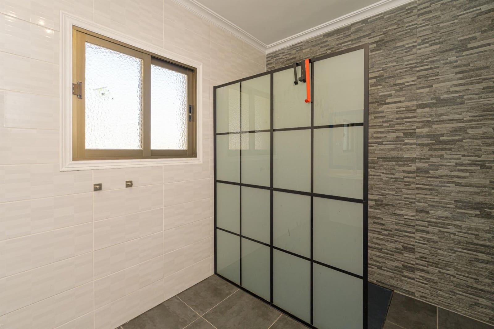 7 soveværelse Finca/Landehus til salg i Alfaz del Pi / L'Alfas del Pi med swimmingpool garage - € 1.049.900 (Ref: 9834993)
