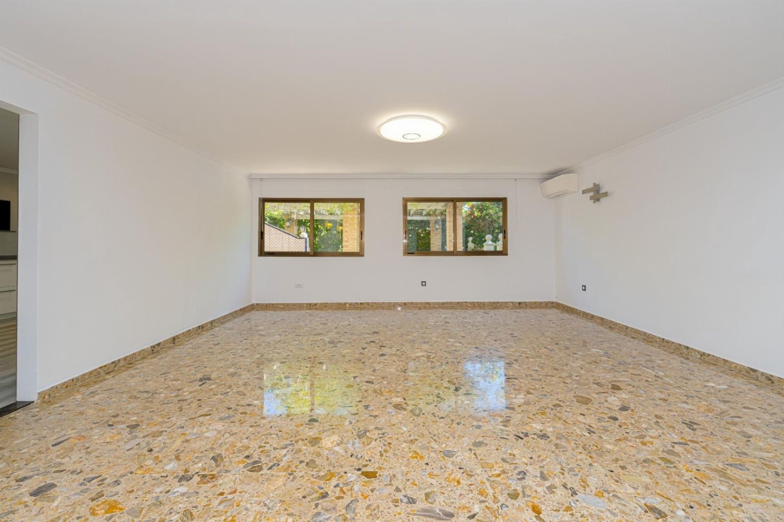 7 soveværelse Finca/Landehus til salg i Alfaz del Pi / L'Alfas del Pi med swimmingpool garage - € 1.049.900 (Ref: 9834993)