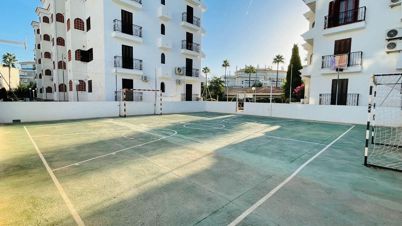 2 soverom Leilighet til salgs i Albir med svømmebasseng garasje - € 340 000 (Ref: 9912330)