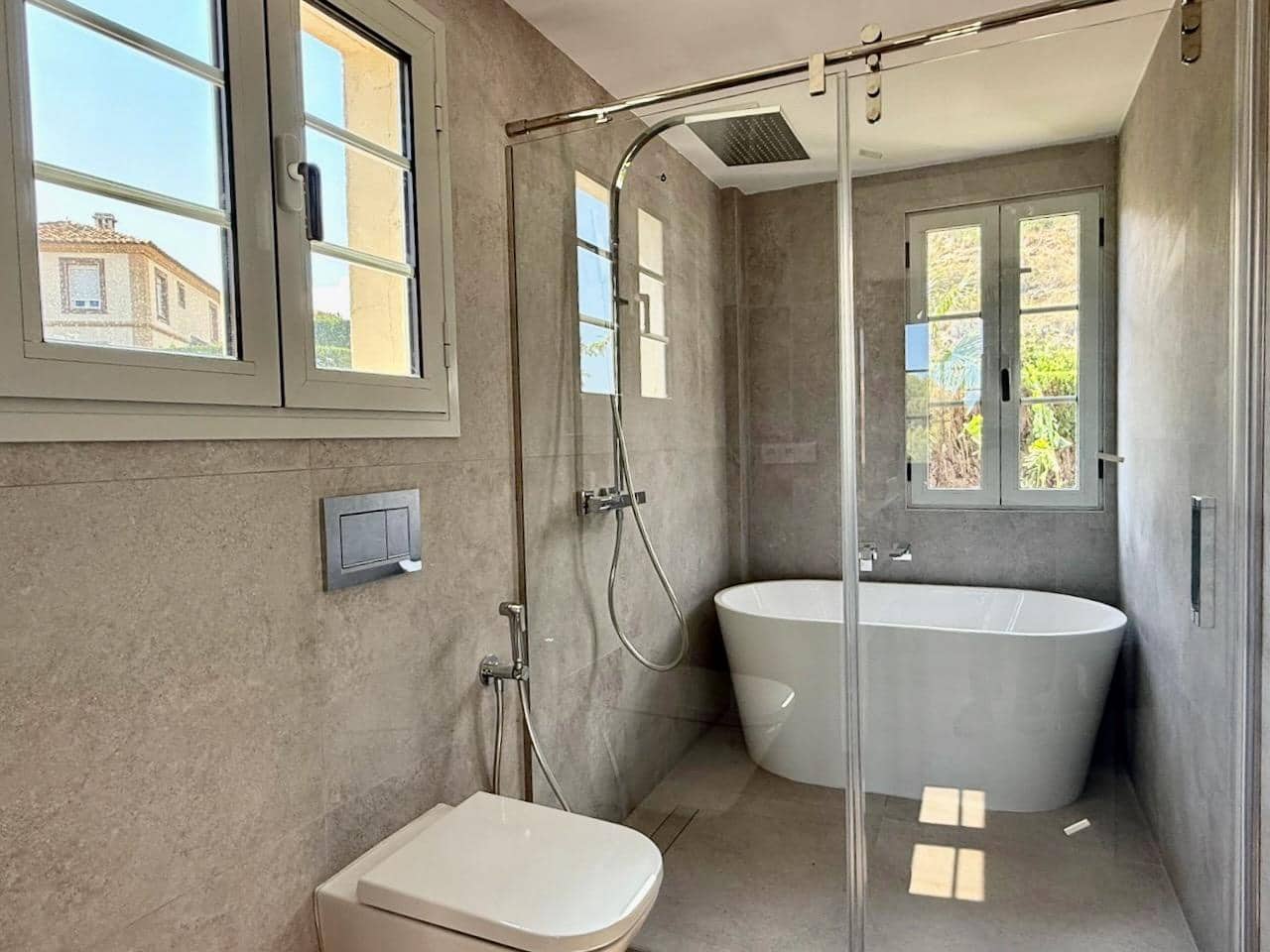 5 soveværelse Semi-Rækkehus til salg i Finestrat med swimmingpool - € 895.000 (Ref: 9946847)