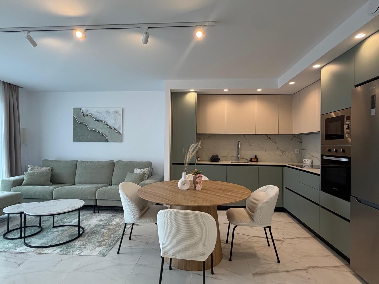 2 slaapkamer Appartement te huur in Finestrat met zwembad garage - € 1.950 (Ref: 10081052)