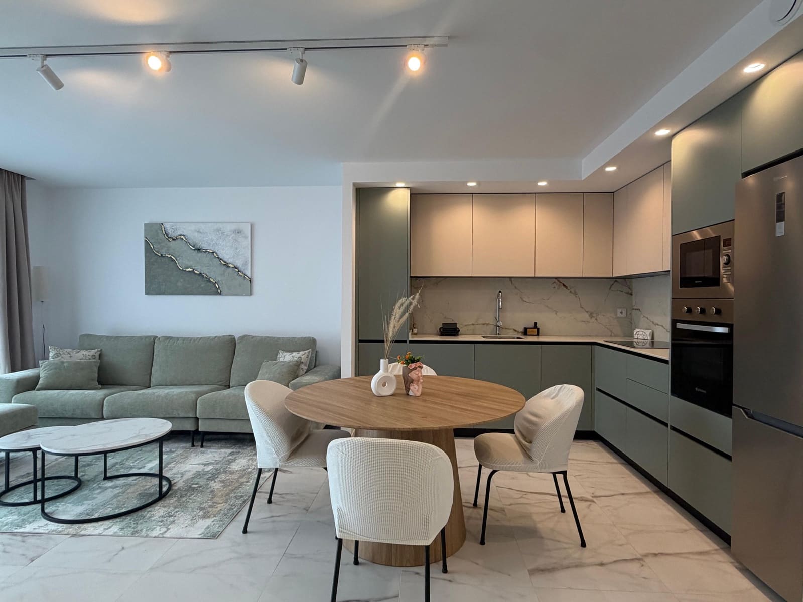 2 slaapkamer Appartement te huur in Finestrat met zwembad garage - € 1.950 (Ref: 10081052)