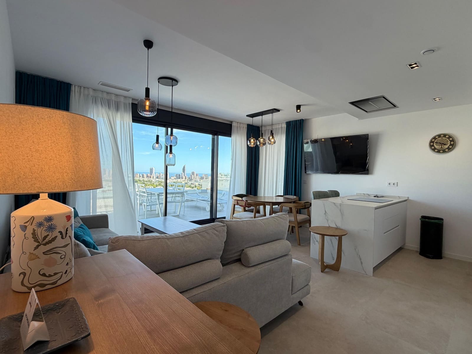 2 slaapkamer Appartement te huur in Finestrat met zwembad garage - € 2.500 (Ref: 10100148)
