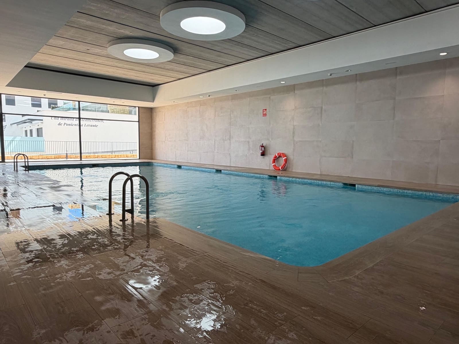 2 slaapkamer Appartement te huur in Finestrat met zwembad garage - € 2.500 (Ref: 10100148)
