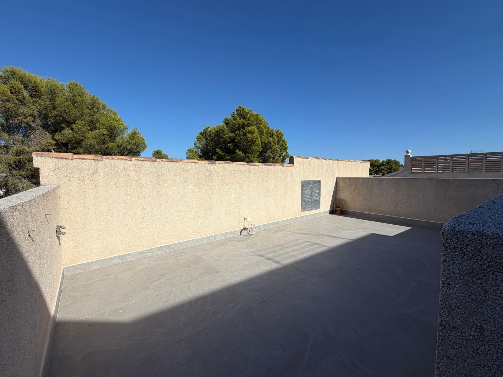 2 bedroom Bungalow for rent in Polop with pool - € 850 (Ref: 10115664)