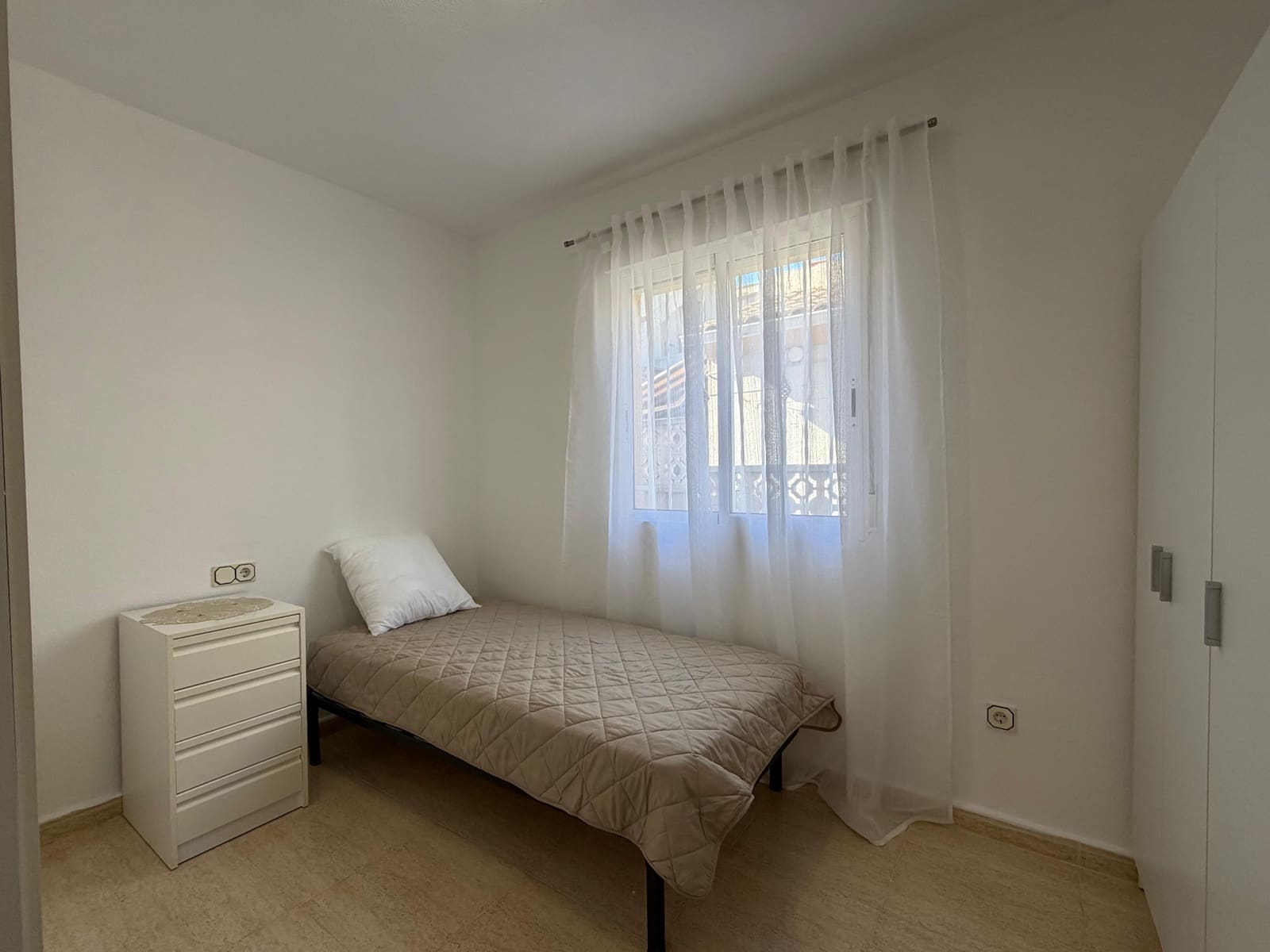 2 bedroom Bungalow for rent in Polop with pool - € 850 (Ref: 10115664)