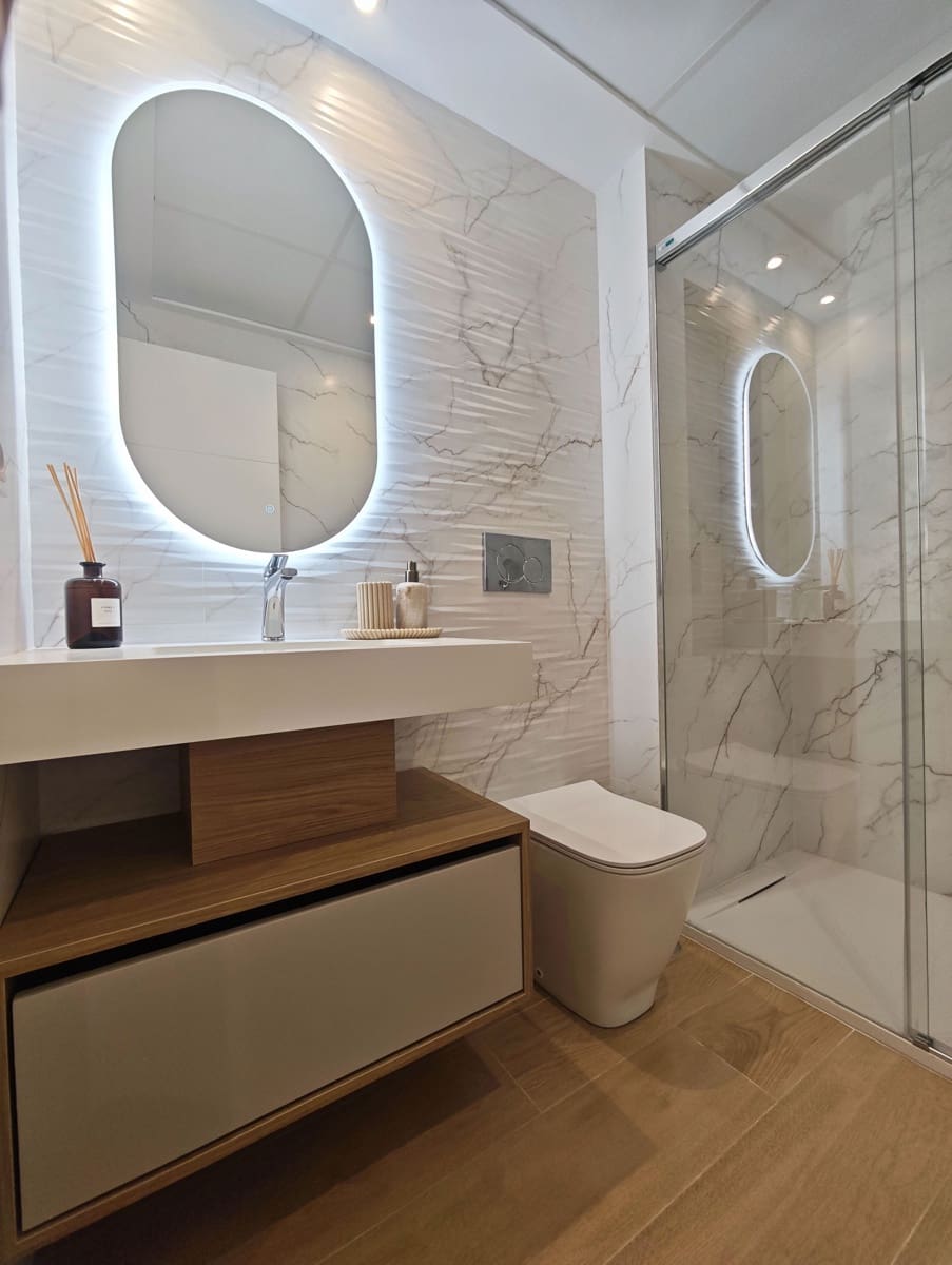 2 sypialnia Apartament na sprzedaż w Los Alcazares z basenem garażem - 329 000 € (Ref: 10155173)