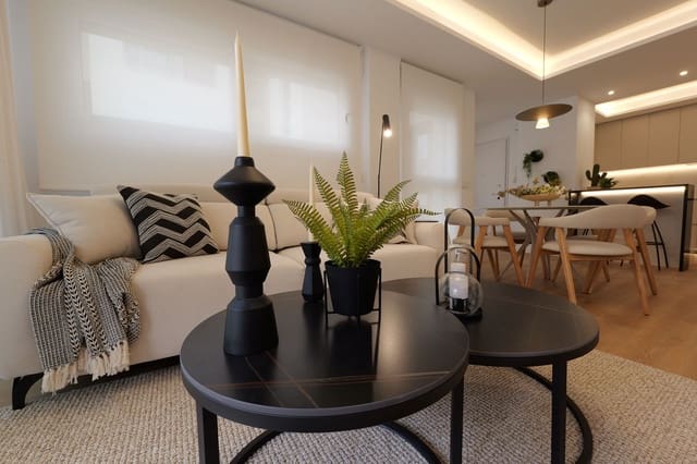 2 soverom Leilighet til salgs i Los Alcázares med svømmebasseng garasje - € 329 000 (Ref: 10155173)