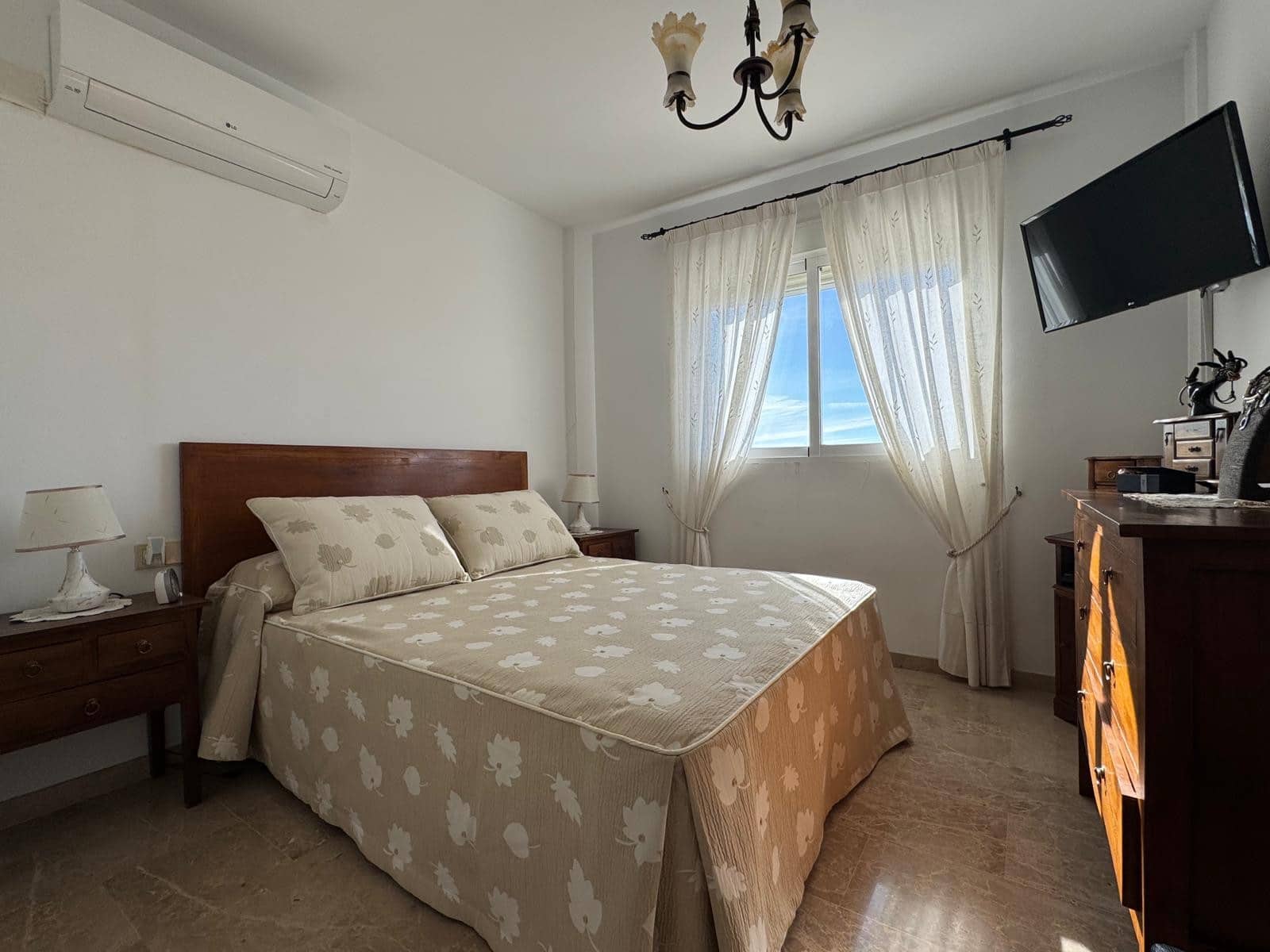 5 sypialnia Willa na sprzedaż w Finestrat z basenem garażem - 475 000 € (Ref: 10155175)