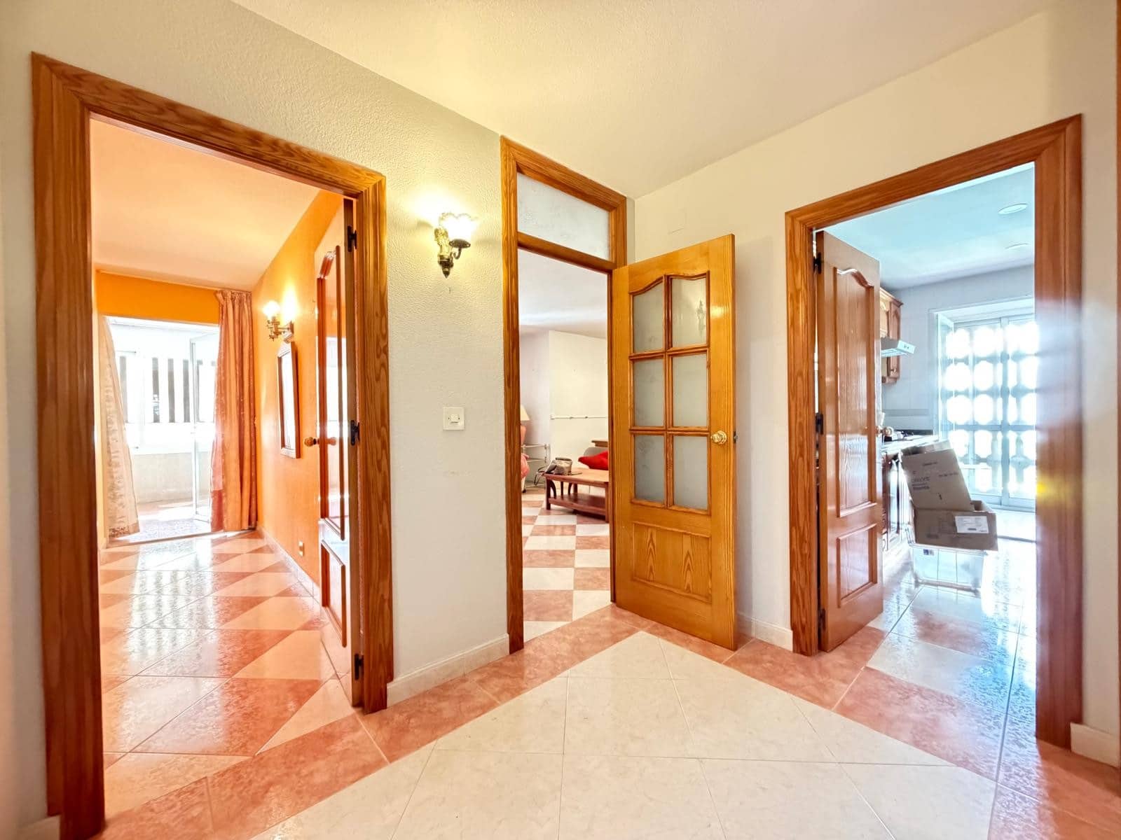 3 bedroom Apartment for sale in Benidorm with pool garage - € 598,000 (Ref: 10186710)
