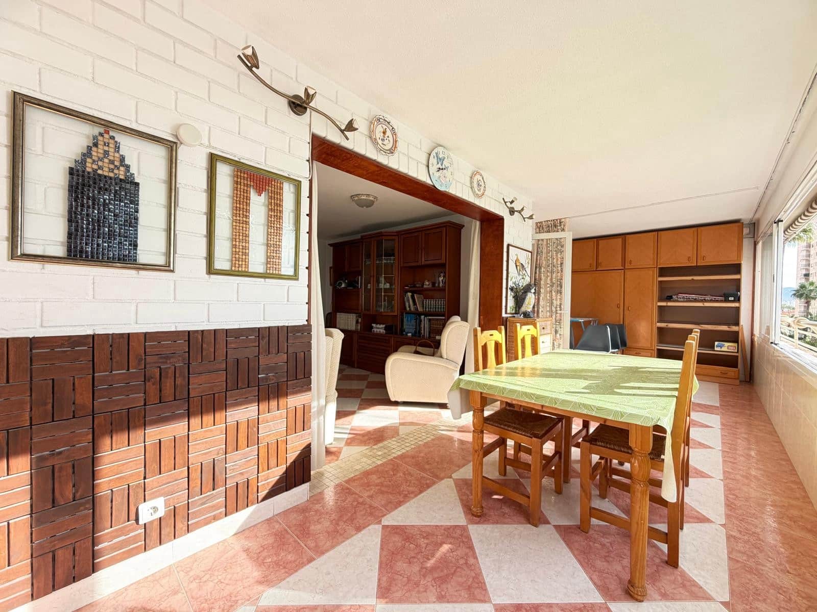3 bedroom Apartment for sale in Benidorm with pool garage - € 598,000 (Ref: 10186710)
