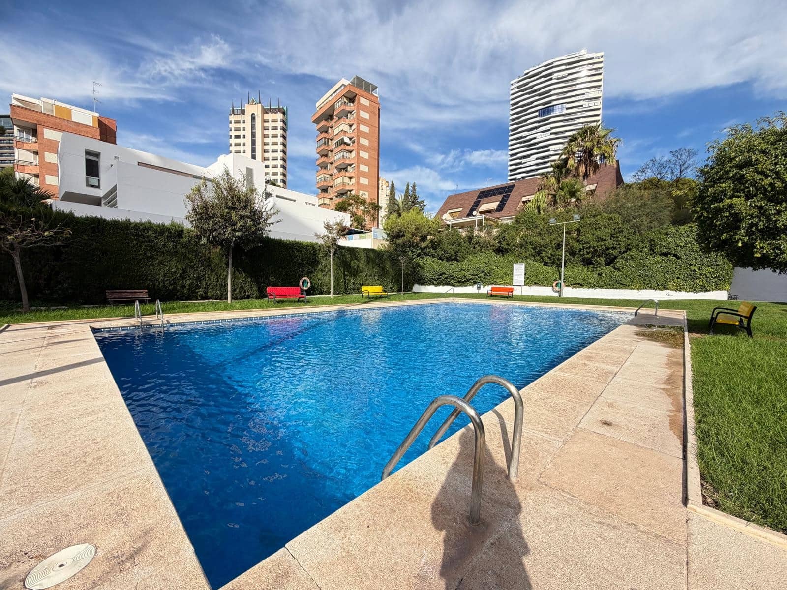 3 bedroom Apartment for sale in Benidorm with pool garage - € 598,000 (Ref: 10186710)