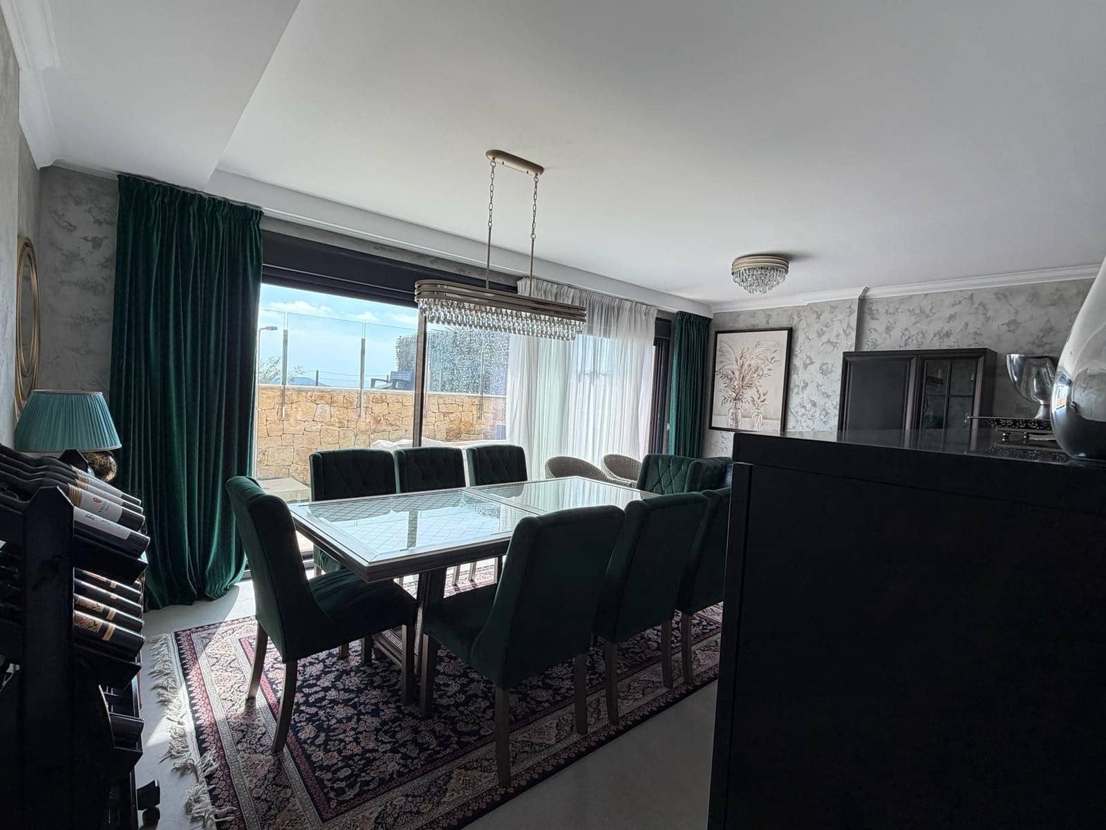 4 sypialnia Apartament na sprzedaż w Benidorm z basenem garażem - 580 000 € (Ref: 8931521)