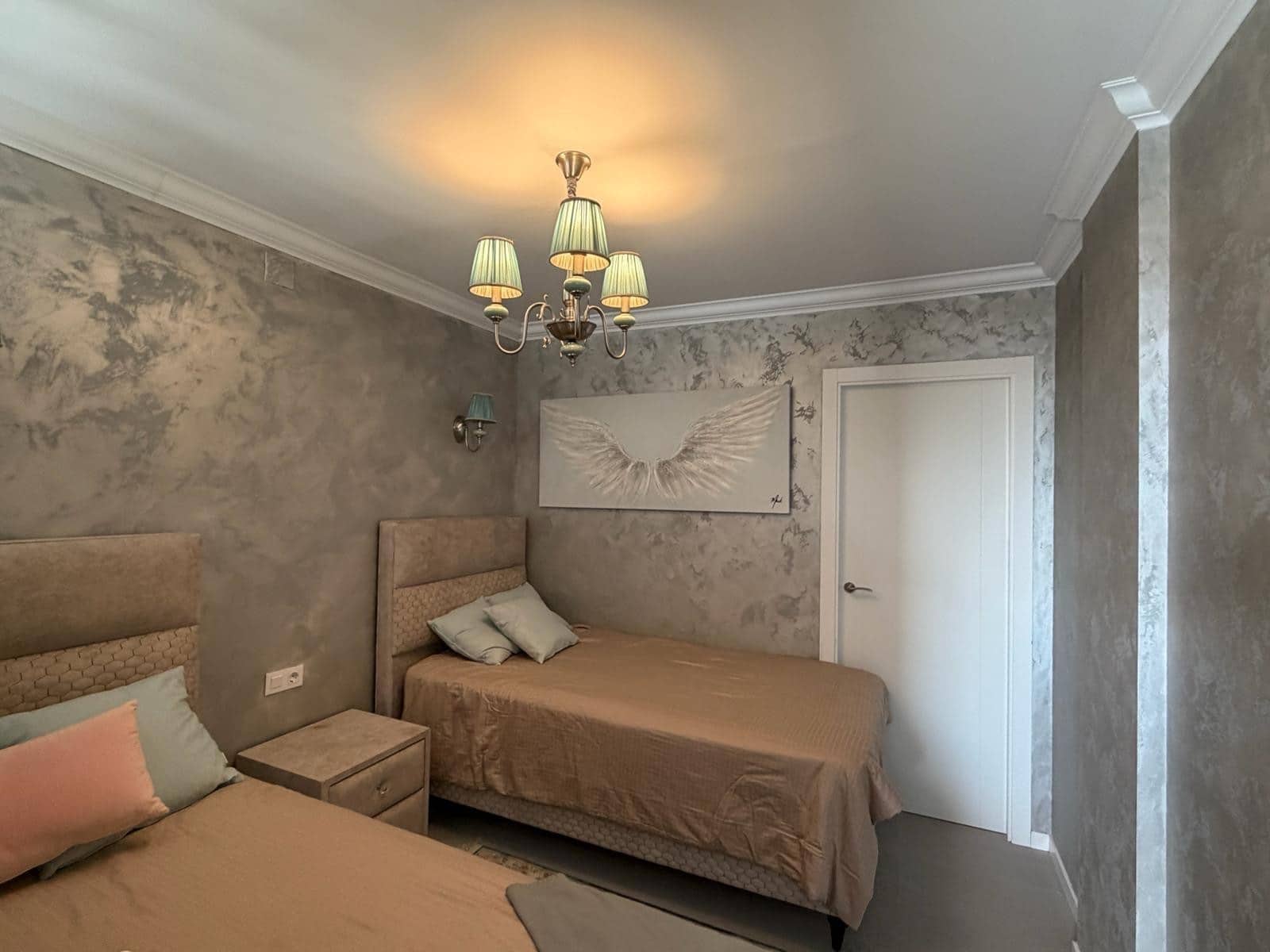4 sypialnia Apartament na sprzedaż w Benidorm z basenem garażem - 580 000 € (Ref: 8931521)