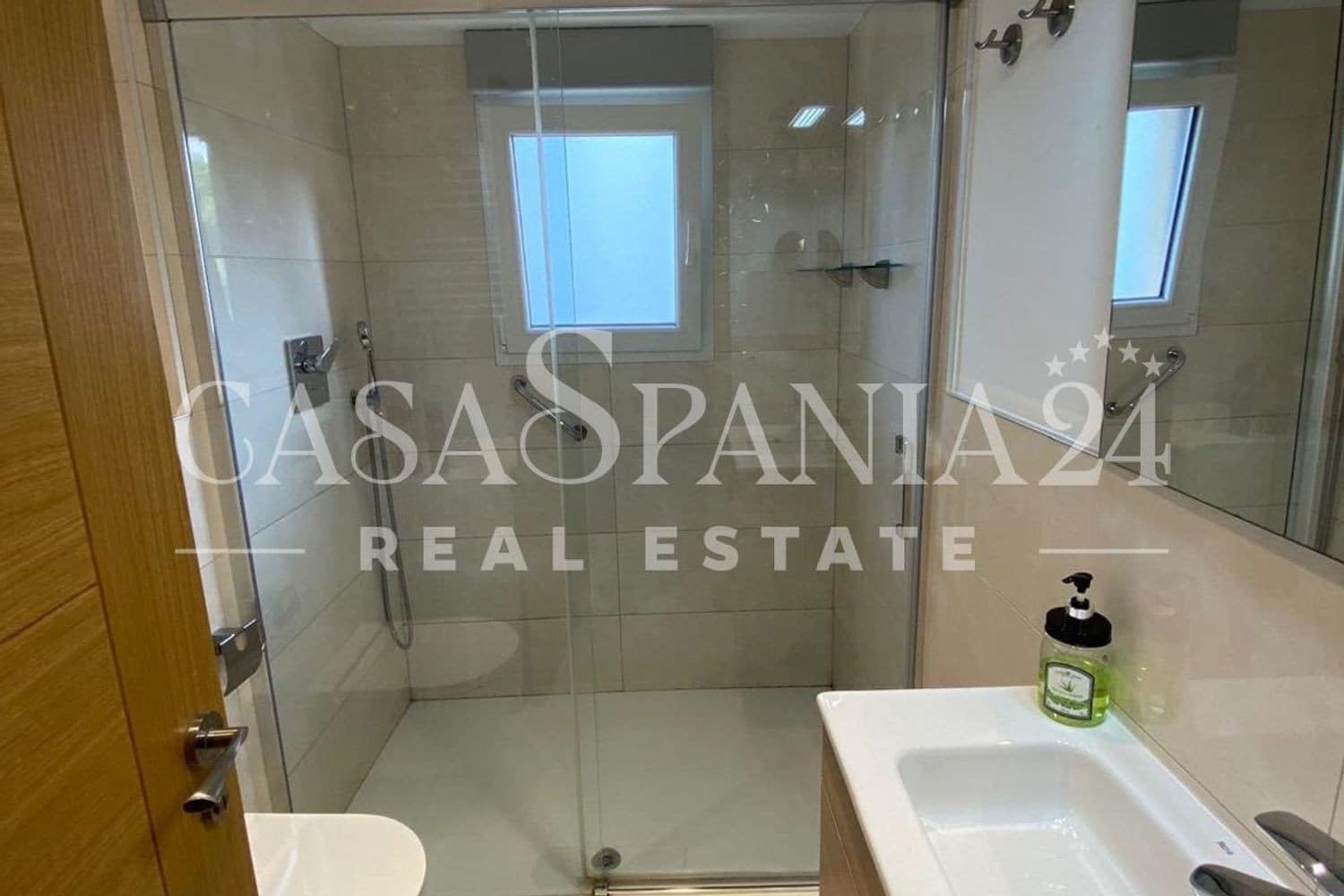 2 soverom Leilighet til salgs i Benidorm med svømmebasseng garasje - € 274 000 (Ref: 8941942)