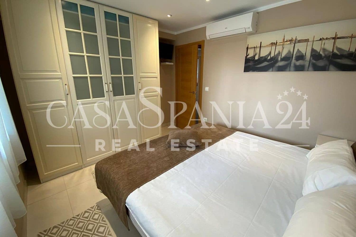 2 soverom Leilighet til salgs i Benidorm med svømmebasseng garasje - € 274 000 (Ref: 8941942)