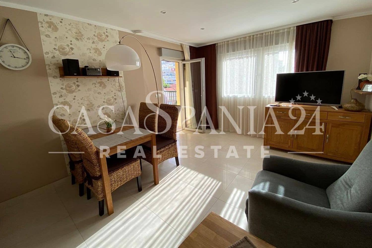 2 soverom Leilighet til salgs i Benidorm med svømmebasseng garasje - € 274 000 (Ref: 8941942)