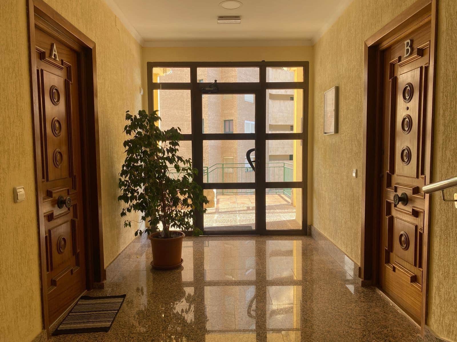 2 soverom Leilighet til salgs i Benidorm med svømmebasseng garasje - € 274 000 (Ref: 8941942)