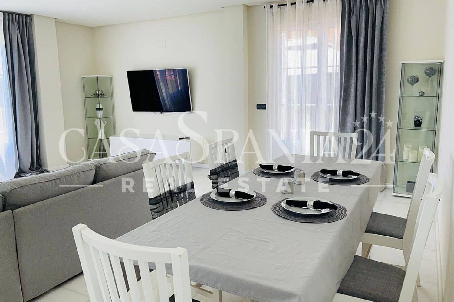 4 soverom Villa til salgs i Benidorm med svømmebasseng garasje - € 810 000 (Ref: 8948094)